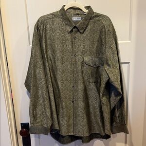 Equilibrio Olive Patterned Men's Button Down Shirt. Made in Italy. Super soft.